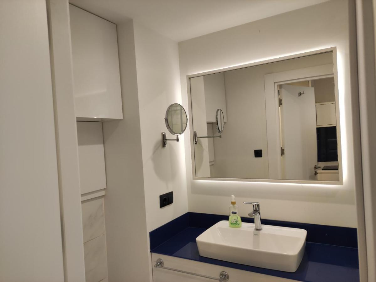 Apartament Orbi City- Ximshiashvili 7 Batoumi Extérieur photo